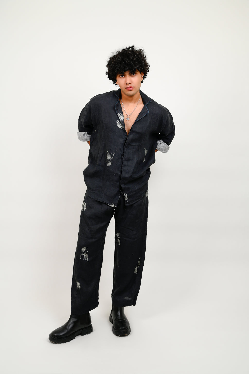 Mulaku unisex shirt & pants set - classic