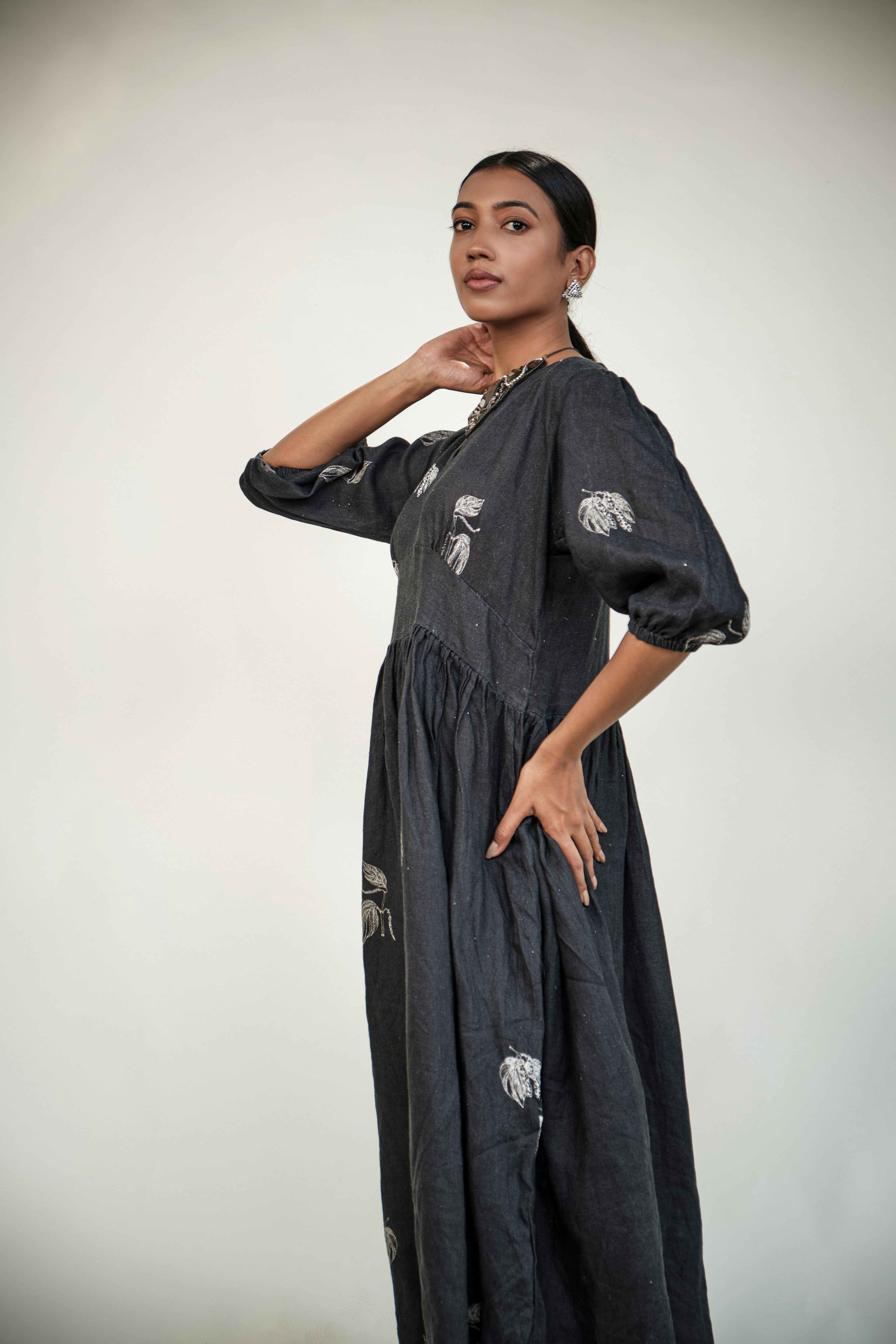 Mulaku classic long dress