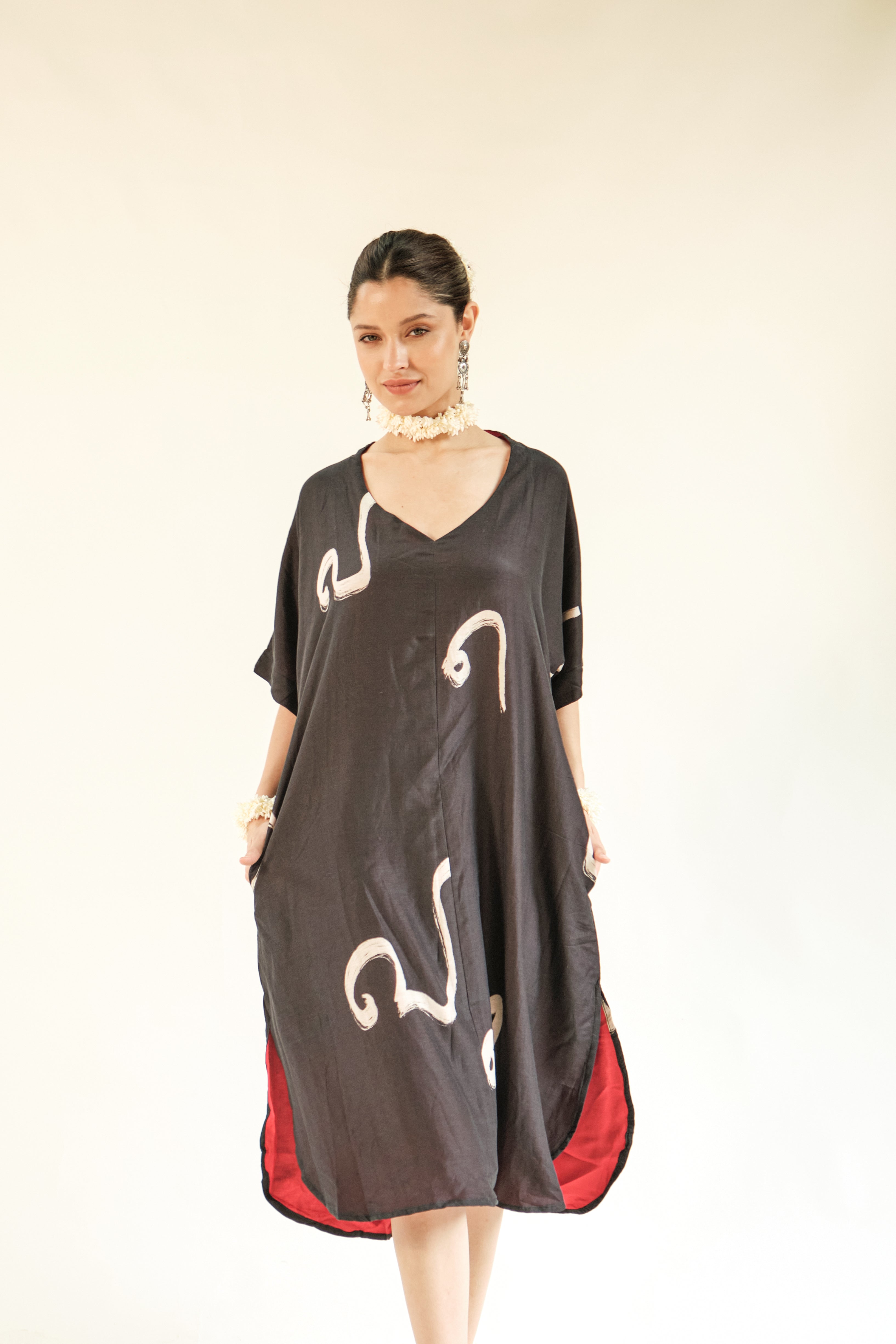 Aksharam varambu kurta