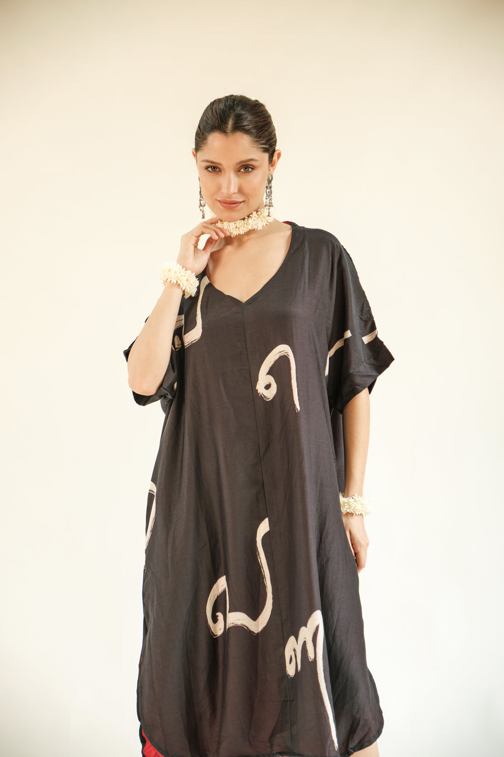 Aksharam varambu kurta