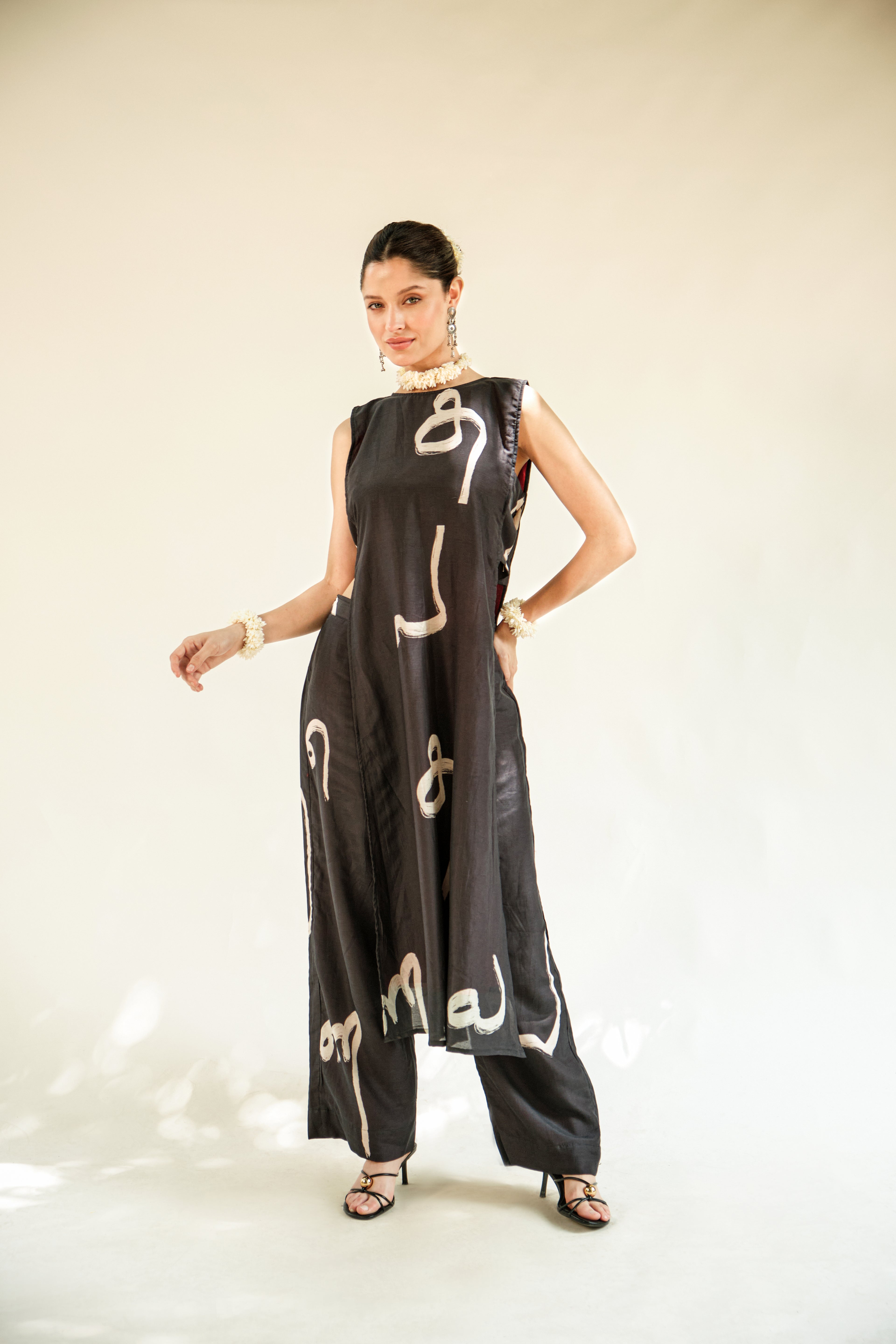 Aksharam kurta ladies - Set