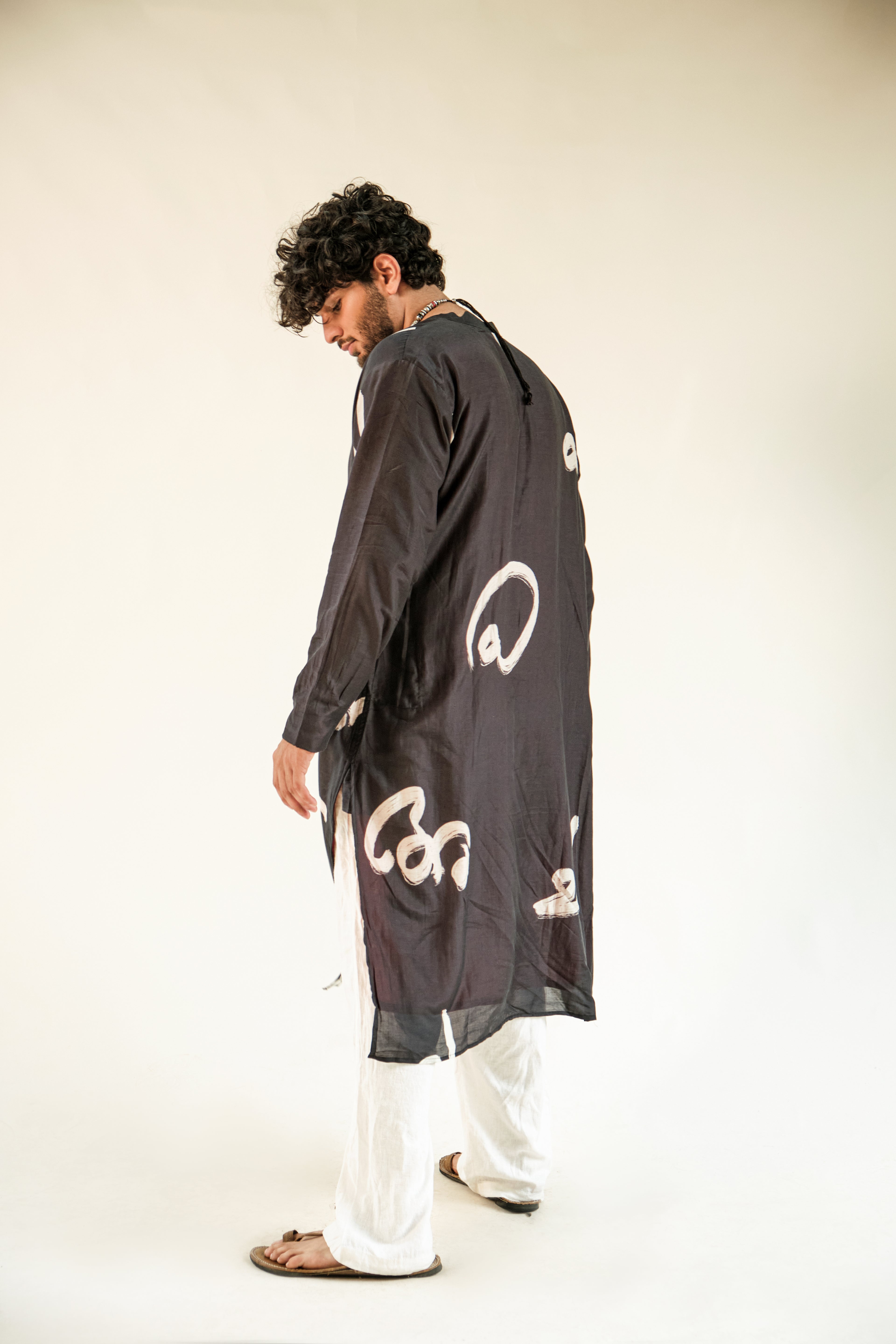 Aksharam kurta unisex
