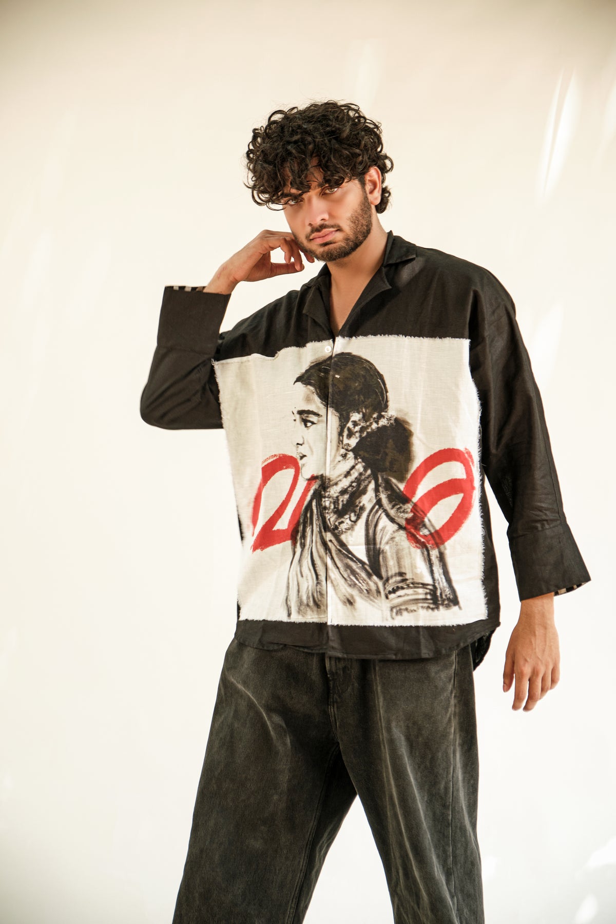 Vara black shirt
