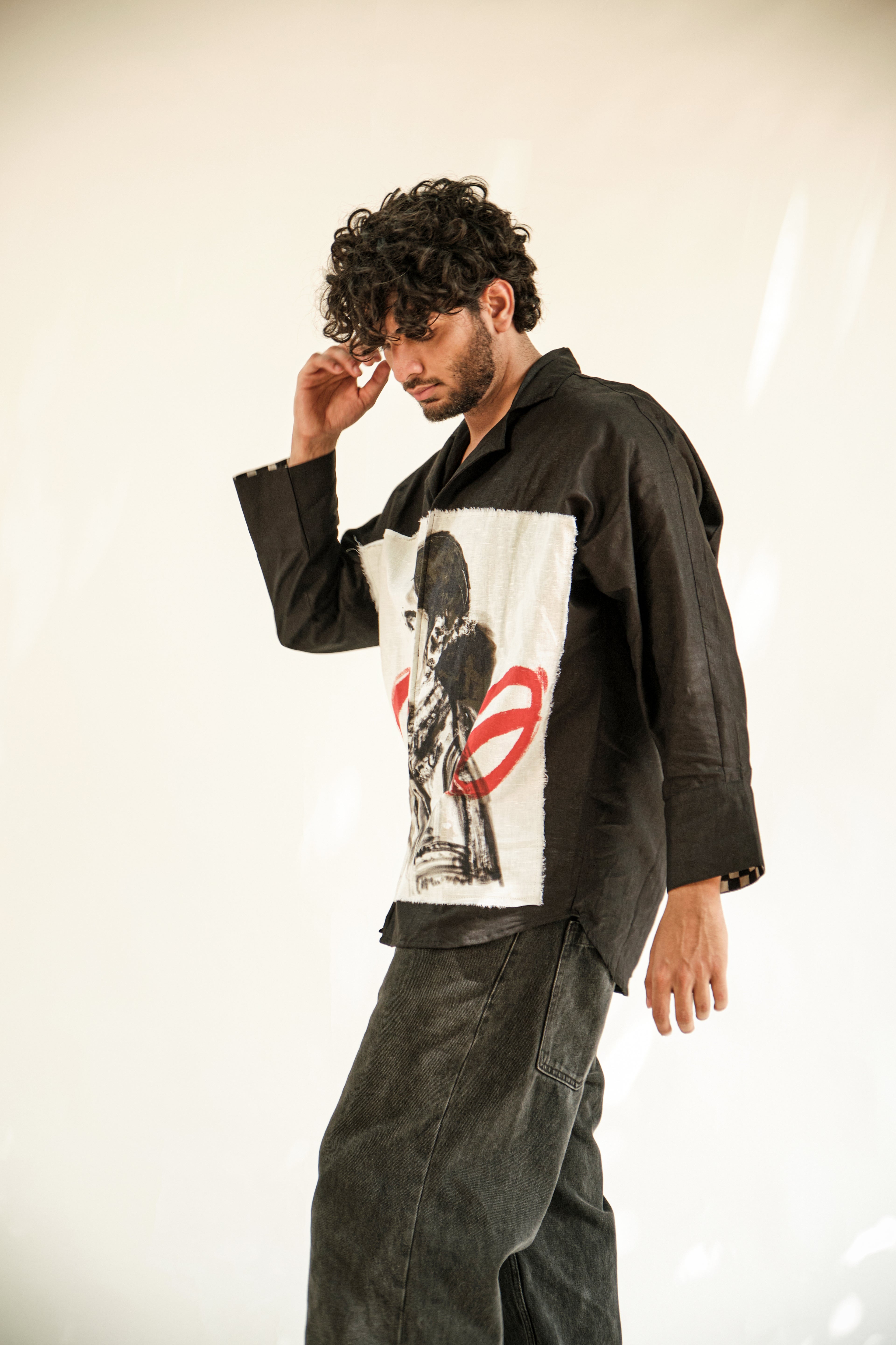 Vara black shirt