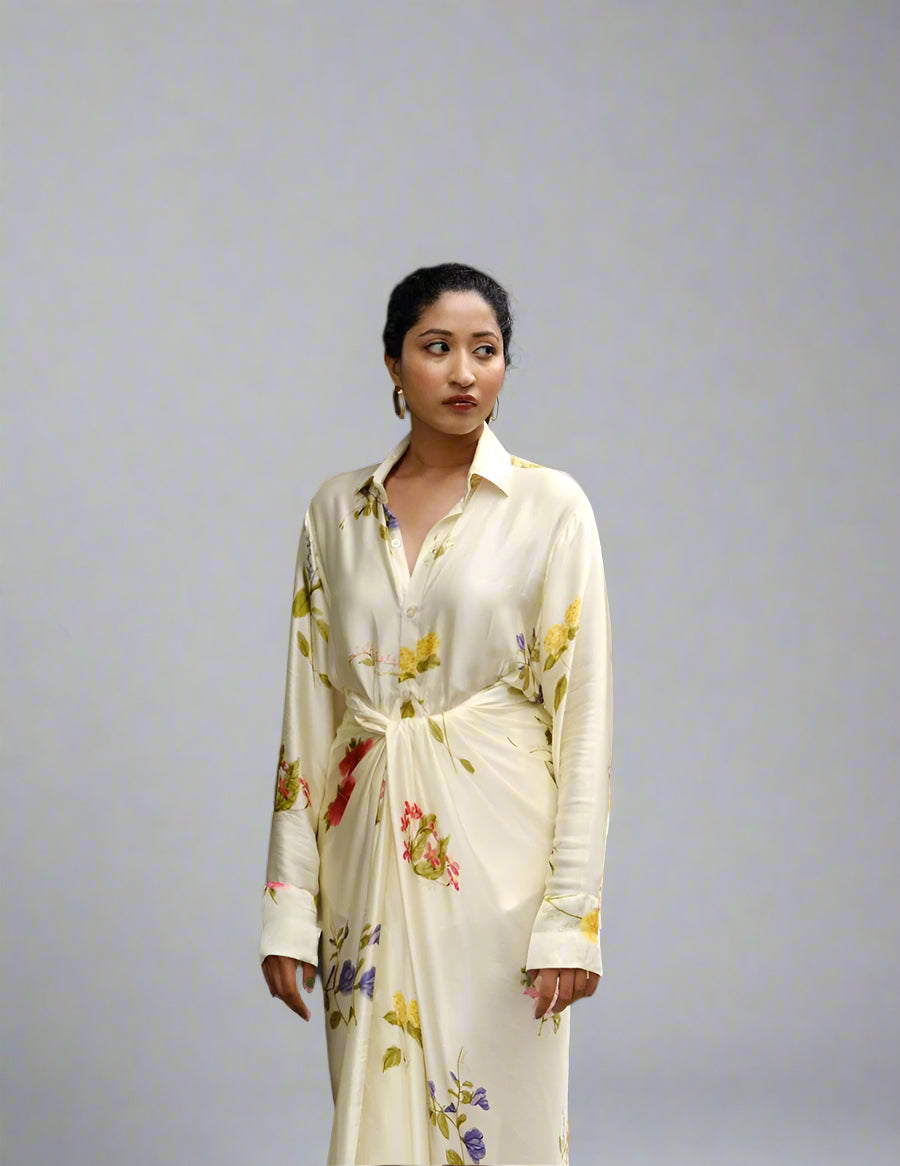 Pookkuda white drape set