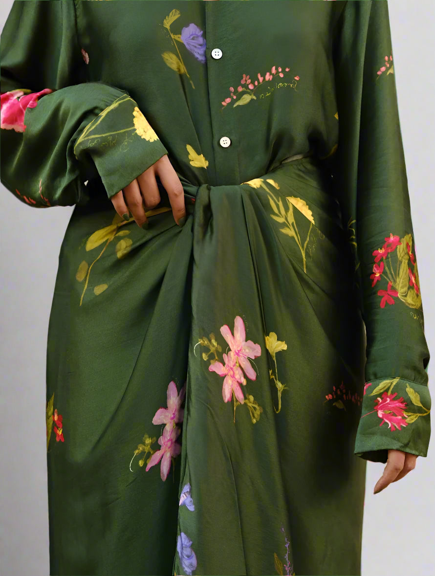Pookkuda Green Drape Set